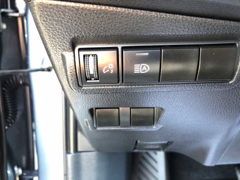 Certified 2025 Toyota Corolla Cross LE AWD/4WD image 11