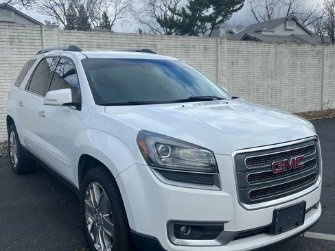Used 2017 GMC Acadia Limited SLT FWD image 3