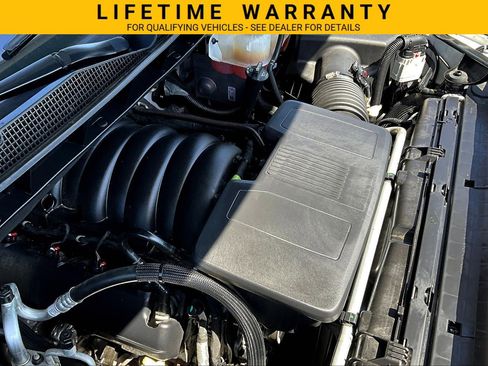Used 2022 Chevrolet Silverado 1500 LTZ w/ LTZ Premium Package AWD/4WD image 35