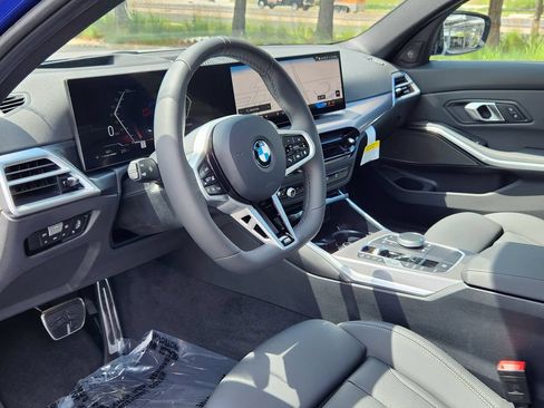 New 2026 BMW 330i xDrive Sedan w/ M Sport Package AWD/4WD image 9