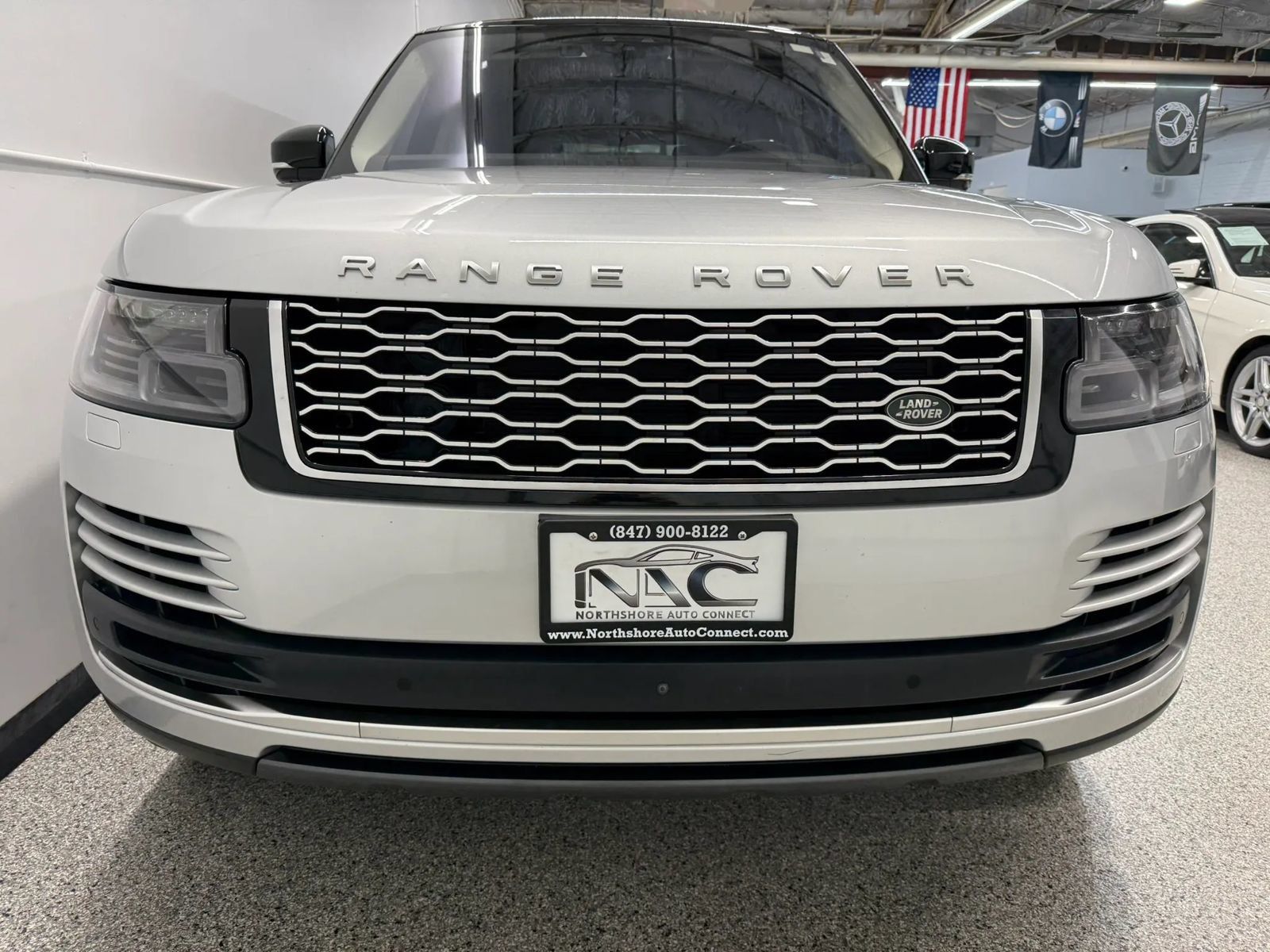 Used 2019 Land Rover Range Rover HSE AWD/4WD image 9