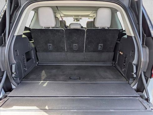 Certified 2025 Ford Expedition Active AWD/4WD image 6