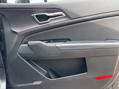 Used 2024 Kia Sportage SX image 38