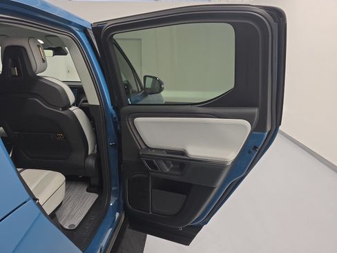 Used 2022 Rivian R1T Launch Edition AWD/4WD image 19