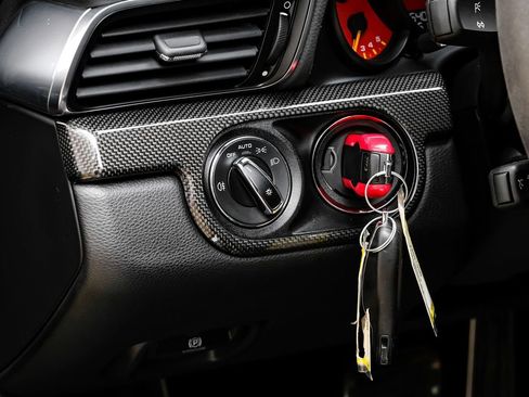 Used 2014 Porsche 911 GT3 w/ Sound Package Plus image 19