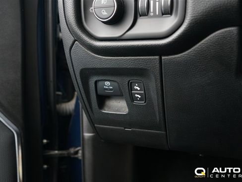Used 2023 RAM 1500 Laramie AWD/4WD image 21