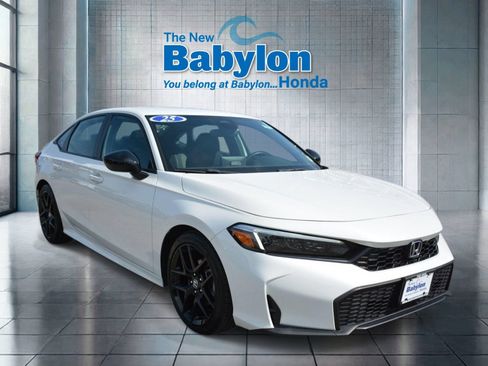 Used 2025 Honda Civic Sport image 6