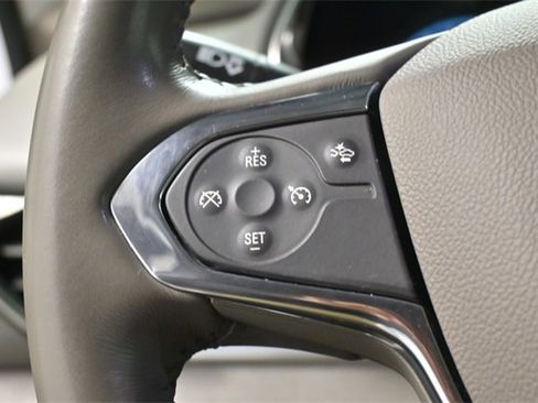 Used 2020 Chevrolet Traverse LT w/ LPO, Floor Liner Package image 21