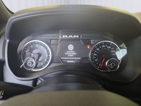 Used 2022 RAM 1500 Big Horn AWD/4WD image 11