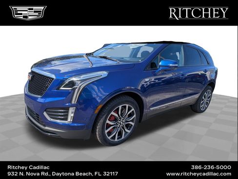 Certified 2024 Cadillac XT5 Sportv w/ Platinum Package AWD/4WD image 1
