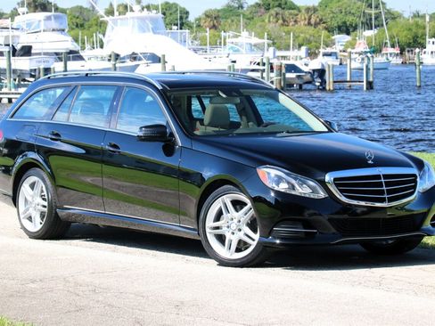 Used 2014 Mercedes-Benz E 350 4MATIC Wagon image 5