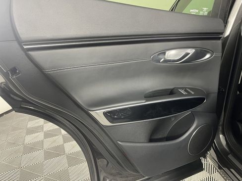 Used 2025 Genesis GV70 2.5T image 12