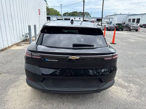 Used 2025 Chevrolet Equinox EV LT FWD image 7