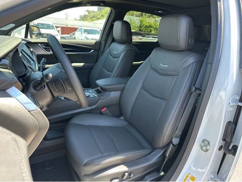 New 2026 Cadillac XT5 Premium Luxury image 23