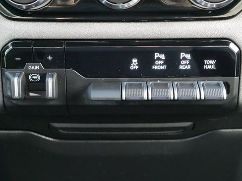 Used 2025 RAM 1500 Tradesman w/ Night Edition image 19