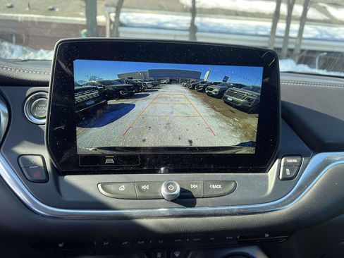 Used 2025 Chevrolet Blazer LT w/ Convenience Package image 27