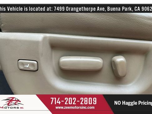 Used 2011 Toyota Sequoia Platinum image 49