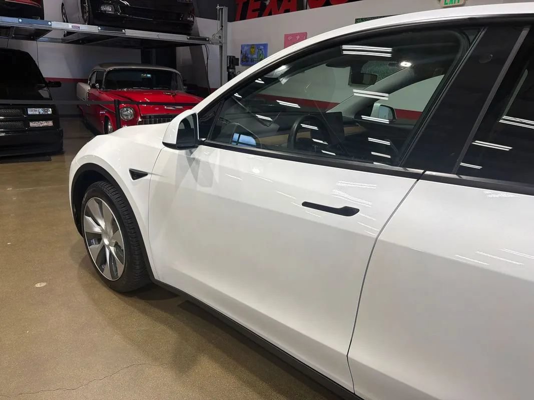 Used 2020 Tesla Model Y Long Range AWD/4WD image 92