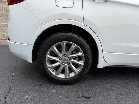 Used 2019 Buick Envision Essence FWD image 10