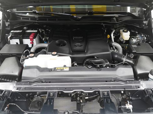 Used 2025 Toyota Tundra Limited image 28