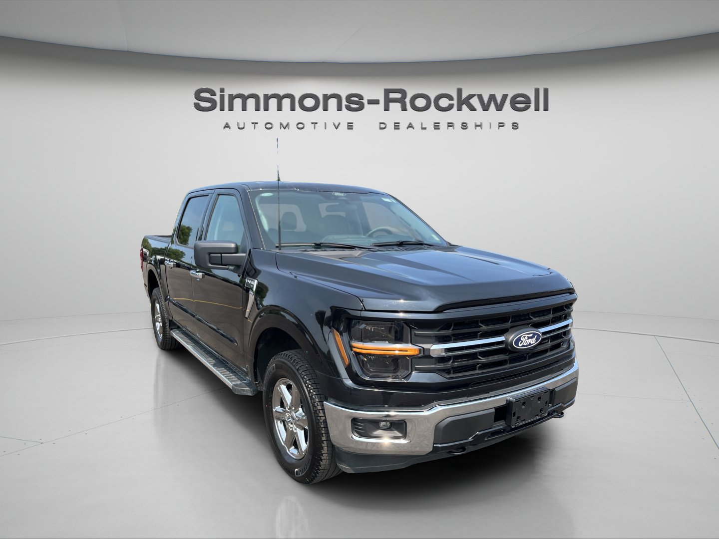 Used 2025 Ford F150 XLT w/ Equipment Group 301A Standard AWD/4WD image 7