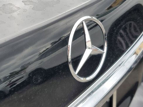 Used 2022 Mercedes-Benz E 350 Sedan image 7