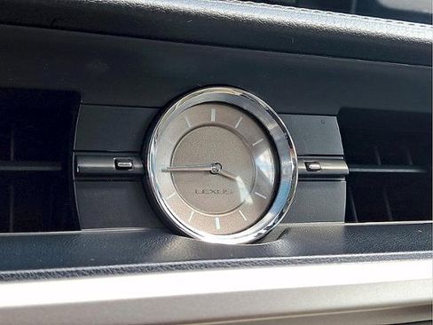Used 2014 Lexus ES 350 w/ Luxury Package FWD image 26