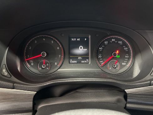 Used 2022 Volkswagen Passat 2.0T R-Line image 23