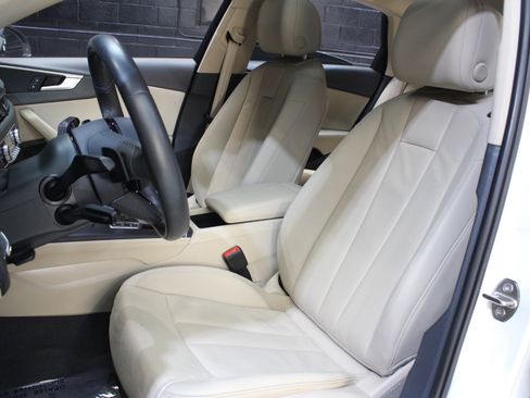 Used 2019 Audi A4 2.0T Premium w/ Convenience Package image 37