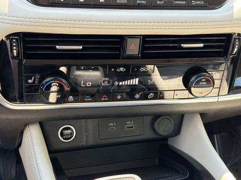 Used 2023 Nissan Rogue SL w/ SL Premium Package AWD/4WD image 25