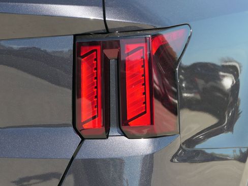 New 2026 Kia Sorento LX FWD image 4