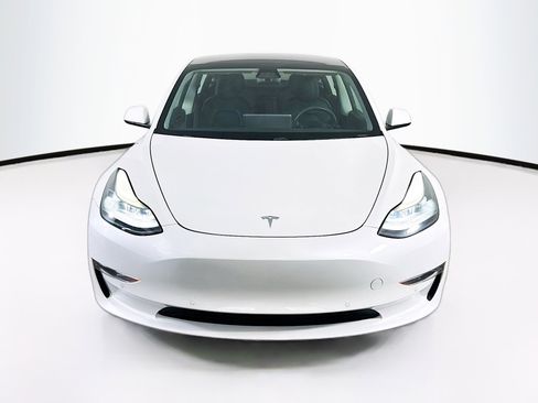 Used 2021 Tesla Model 3 Long Range image 2