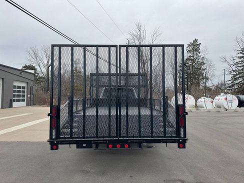 New 2025 Ford F550 XL w/ XL Chrome Package image 4