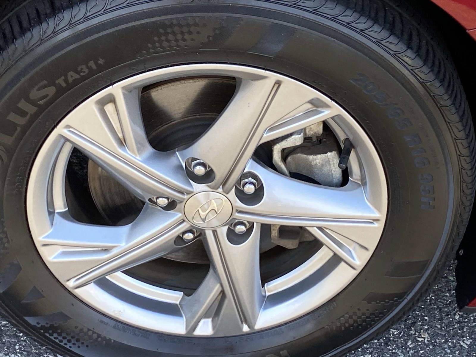 Used 2023 Hyundai Sonata SE FWD image 23