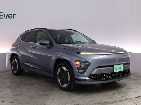 Used 2024 Hyundai Kona Limited FWD image 13