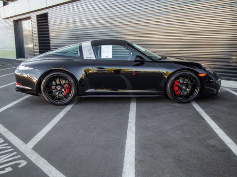 Certified 2016 Porsche 911 Targa 4 GTS AWD/4WD image 8
