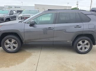 Used 2022 Toyota RAV4 LE AWD/4WD video 2