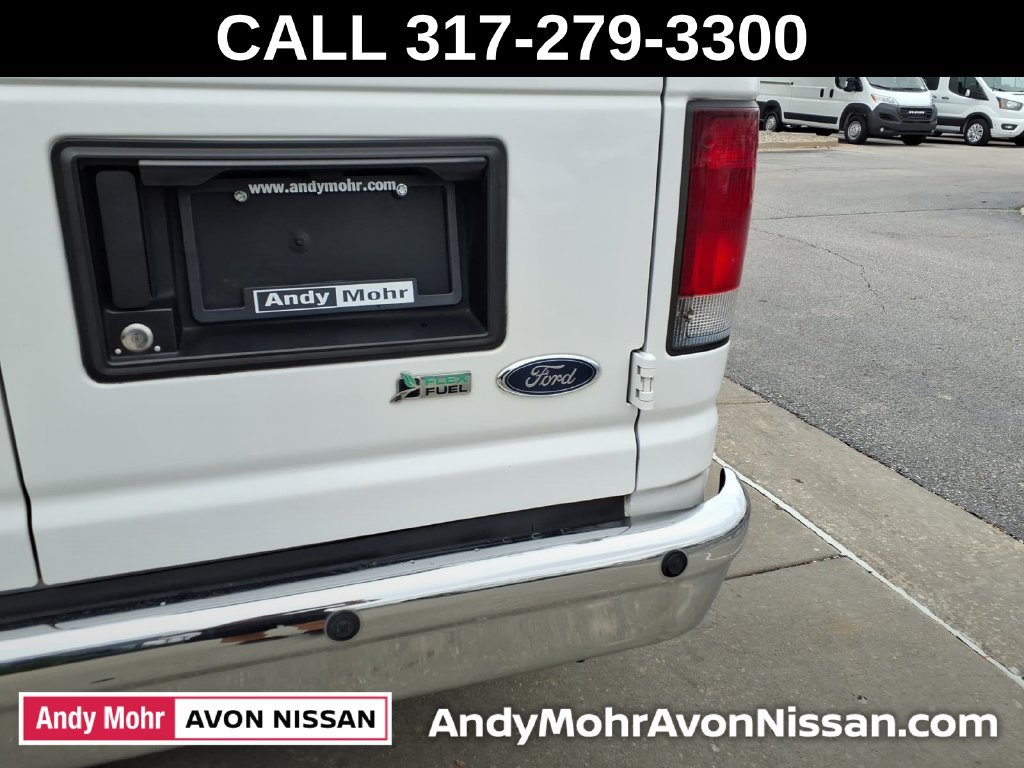 Used 2009 Ford E-350 and Econoline 350 XLT RWD image 13