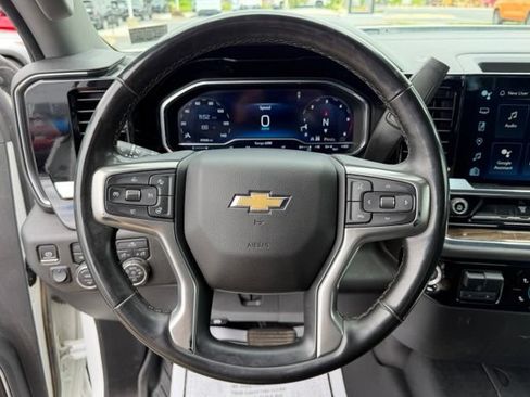 Certified 2024 Chevrolet Silverado 2500 LT AWD/4WD image 25