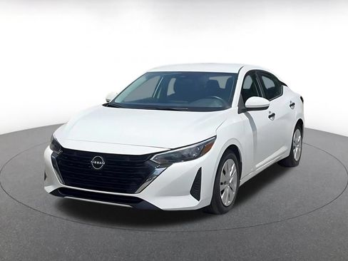 Used 2025 Nissan Sentra S FWD image 7