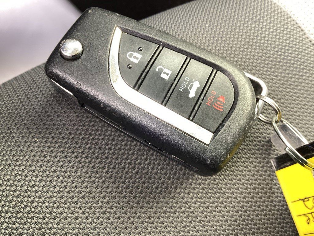 Used 2023 Toyota Corolla LE FWD image 21