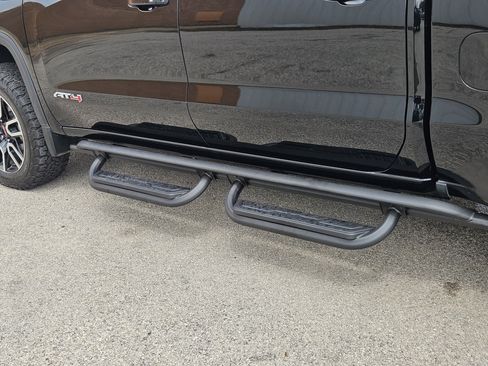 Used 2023 GMC Sierra 1500 AT4 w/ AT4 Premium Package image 9