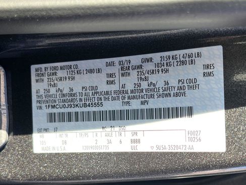 Used 2019 Ford Escape Titanium image 35