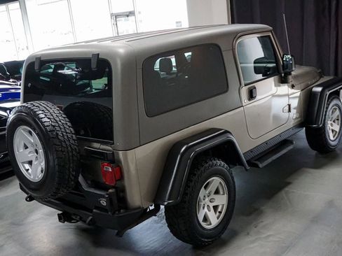 Used 2006 Jeep Wrangler Unlimited Rubicon w/ Security Group AWD/4WD image 55