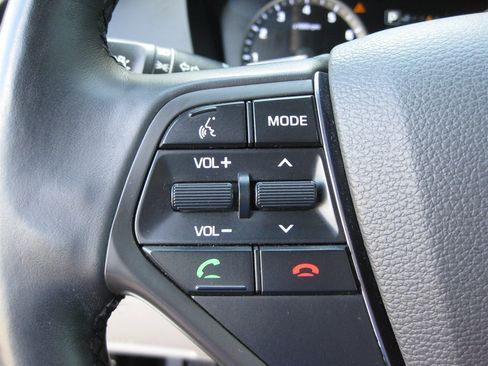 Used 2015 Hyundai Sonata Limited w/ Option Group 05 FWD image 17