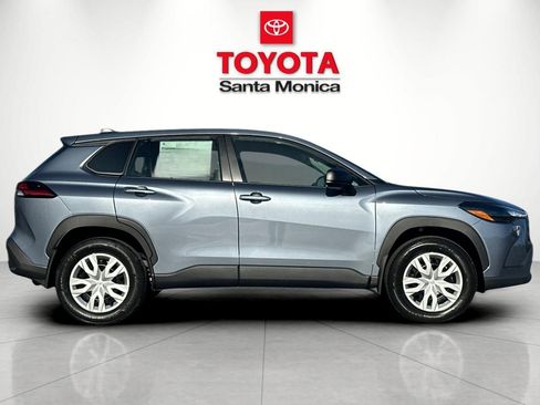 New 2026 Toyota Corolla Cross L image 2