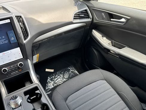 New 2024 Ford Edge SE AWD/4WD image 21