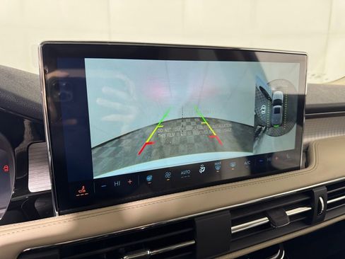 New 2026 Lincoln Corsair Premiere image 42