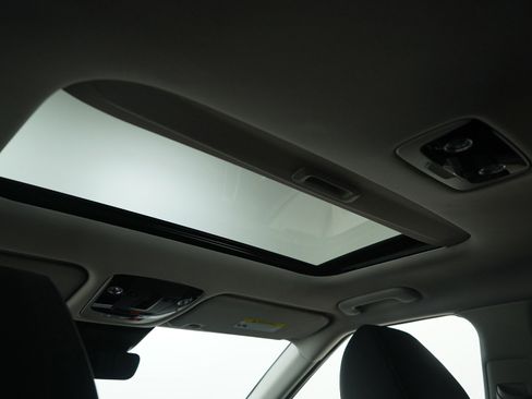 Used 2023 Kia Seltos SX w/ SX Sunroof Package image 20