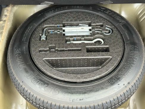 Used 2017 Honda HR-V EX image 15